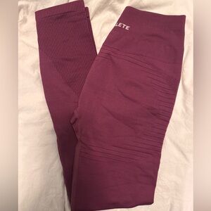 Alphalete Leggings - Grape - Small